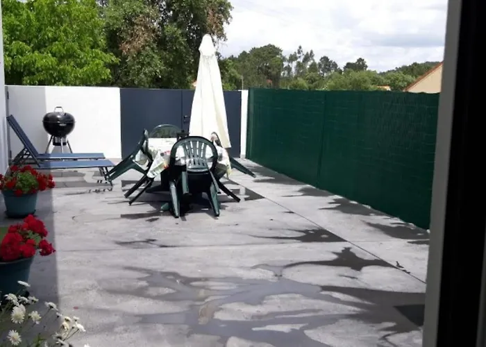 Location D'une Maison Traditionnel Dans Un Village Bouceiros