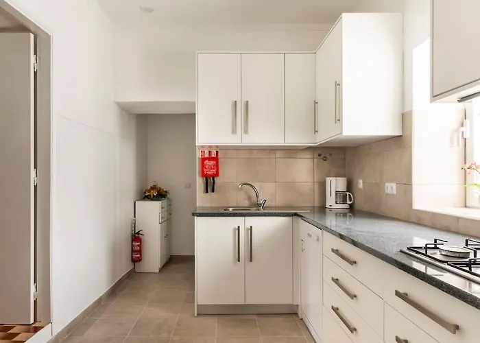 Hébergement de vacances Location D'une Maison Traditionnel Dans Un Village *